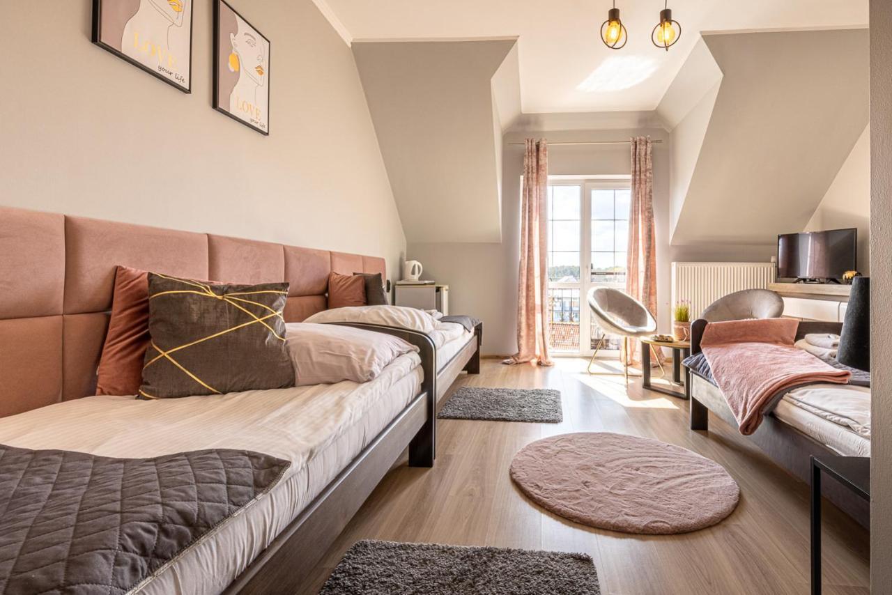 Monika Bed & Breakfast ครีนิซามอร์สกา ภายนอก รูปภาพ