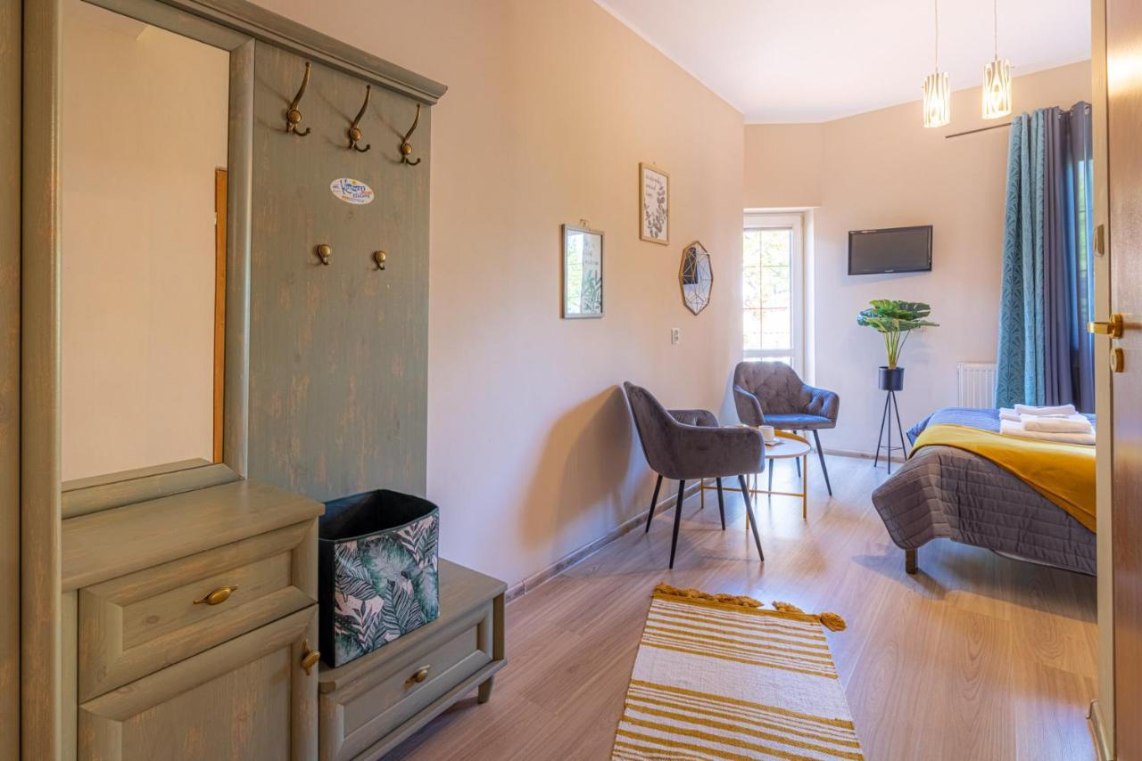 Monika Bed & Breakfast ครีนิซามอร์สกา ภายนอก รูปภาพ