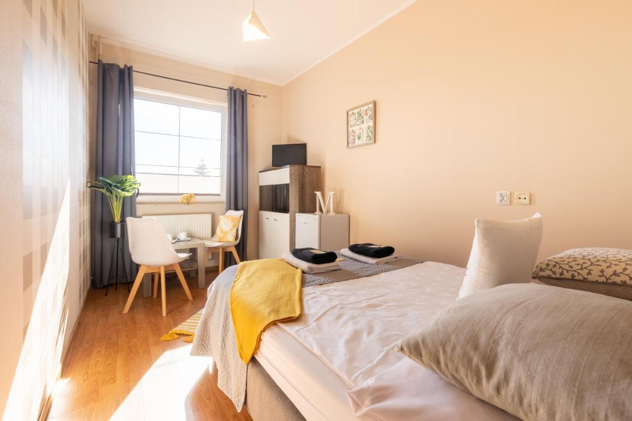 Monika Bed & Breakfast ครีนิซามอร์สกา ภายนอก รูปภาพ