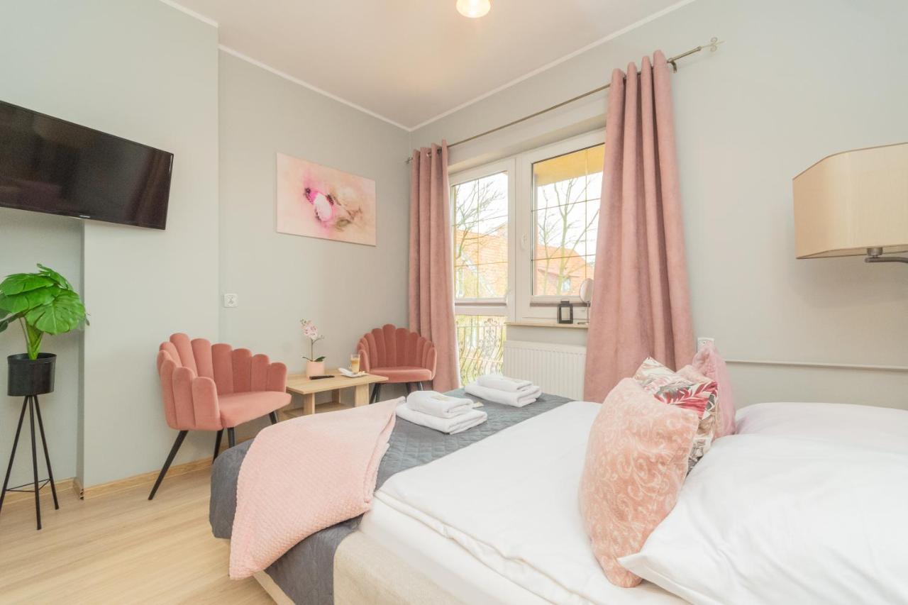 Monika Bed & Breakfast ครีนิซามอร์สกา ภายนอก รูปภาพ