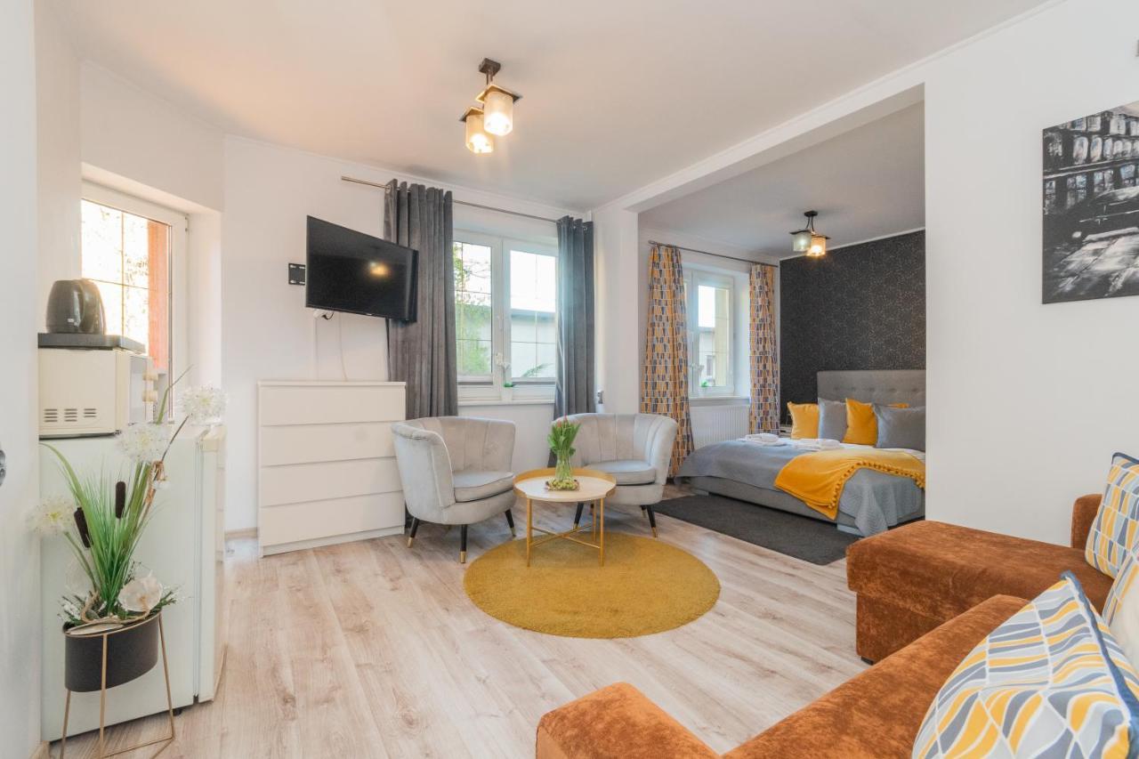 Monika Bed & Breakfast ครีนิซามอร์สกา ภายนอก รูปภาพ