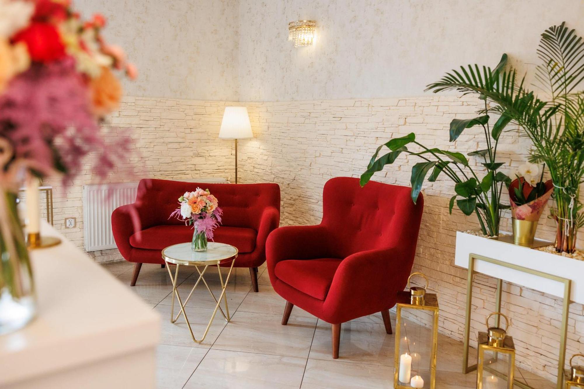 Monika Bed & Breakfast ครีนิซามอร์สกา ภายนอก รูปภาพ