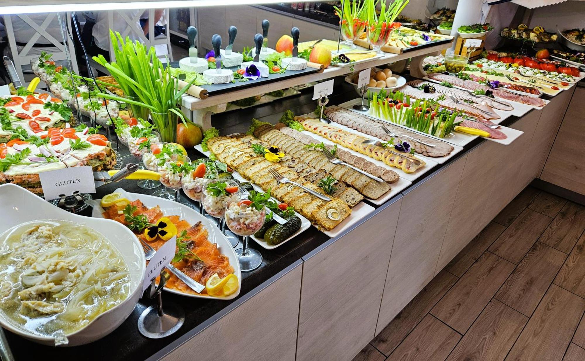 Monika Bed & Breakfast ครีนิซามอร์สกา ภายนอก รูปภาพ