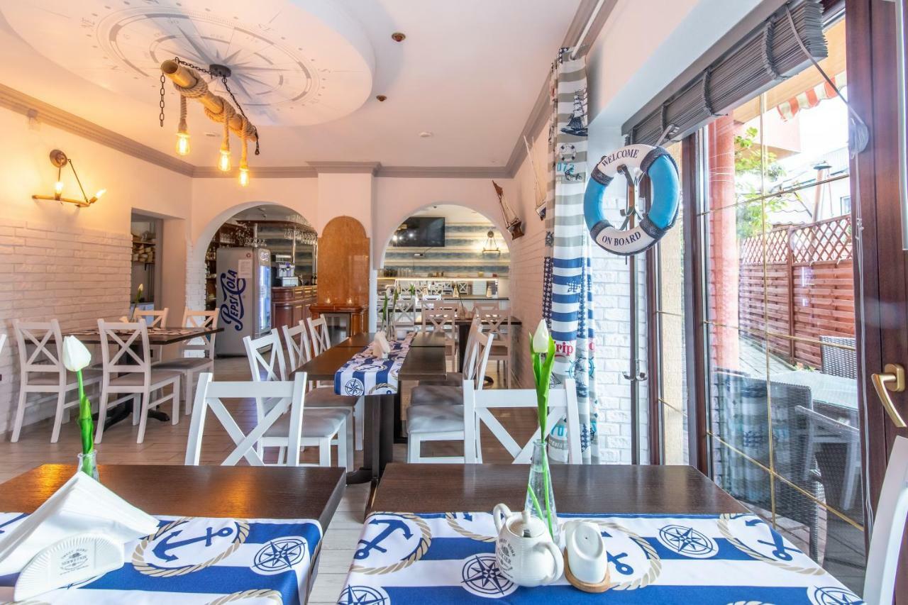 Monika Bed & Breakfast ครีนิซามอร์สกา ภายนอก รูปภาพ